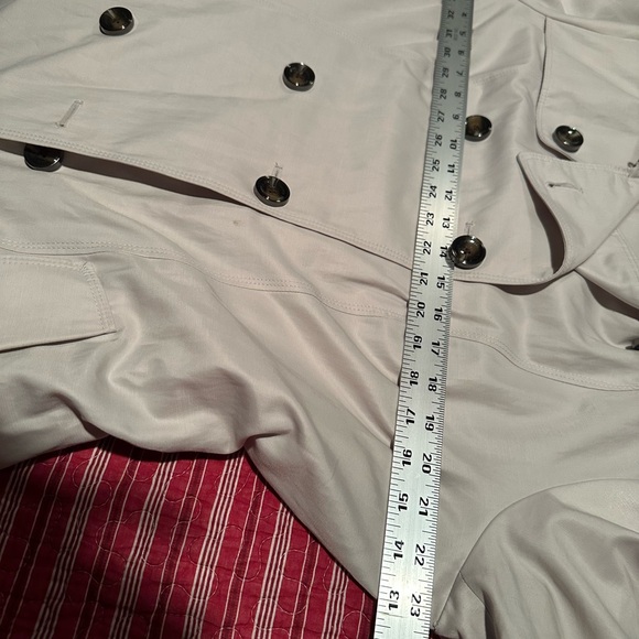 London Fog Women's Classic Tan Trench Coat - Picture 12 of 12